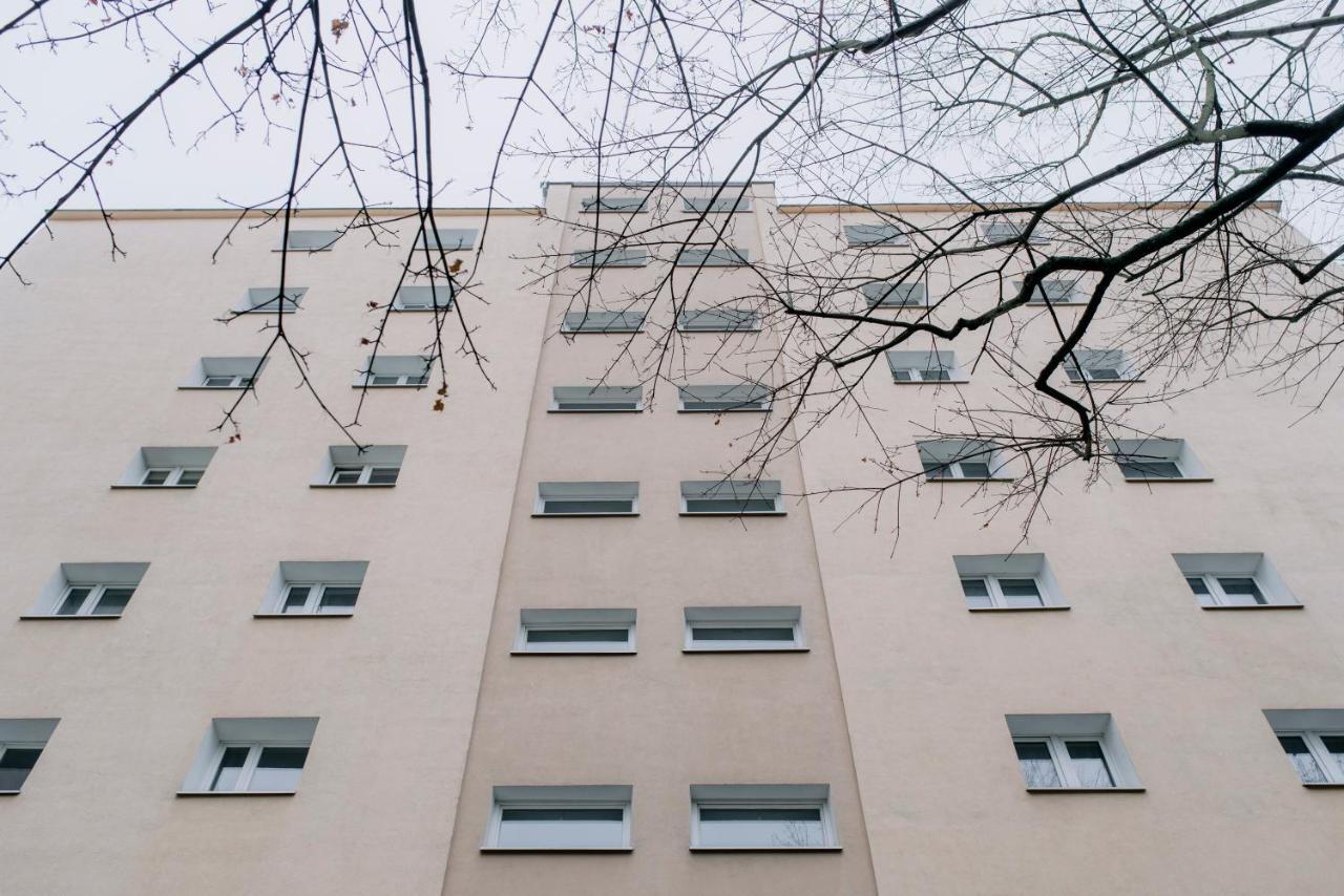 Apartel Metro Wierzbno Varsóvia Exterior foto
